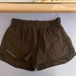 Lululemon black hot hot high rise lined shorts size 10 tall